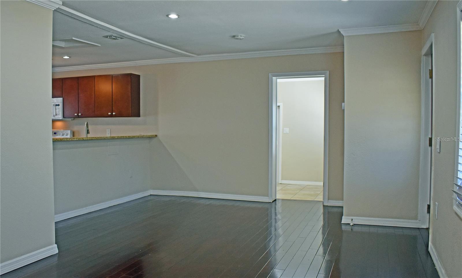 Image 8 of 20 For 4311 Virginia Avenue