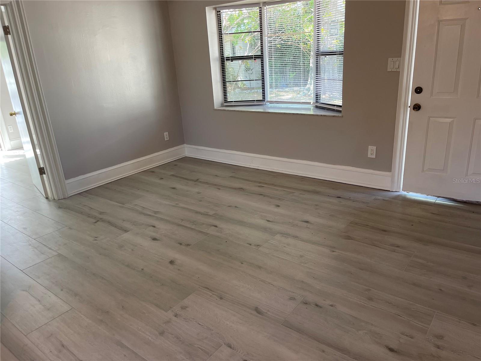 Image 13 of 15 For 639 Michigan Boulevard 1800