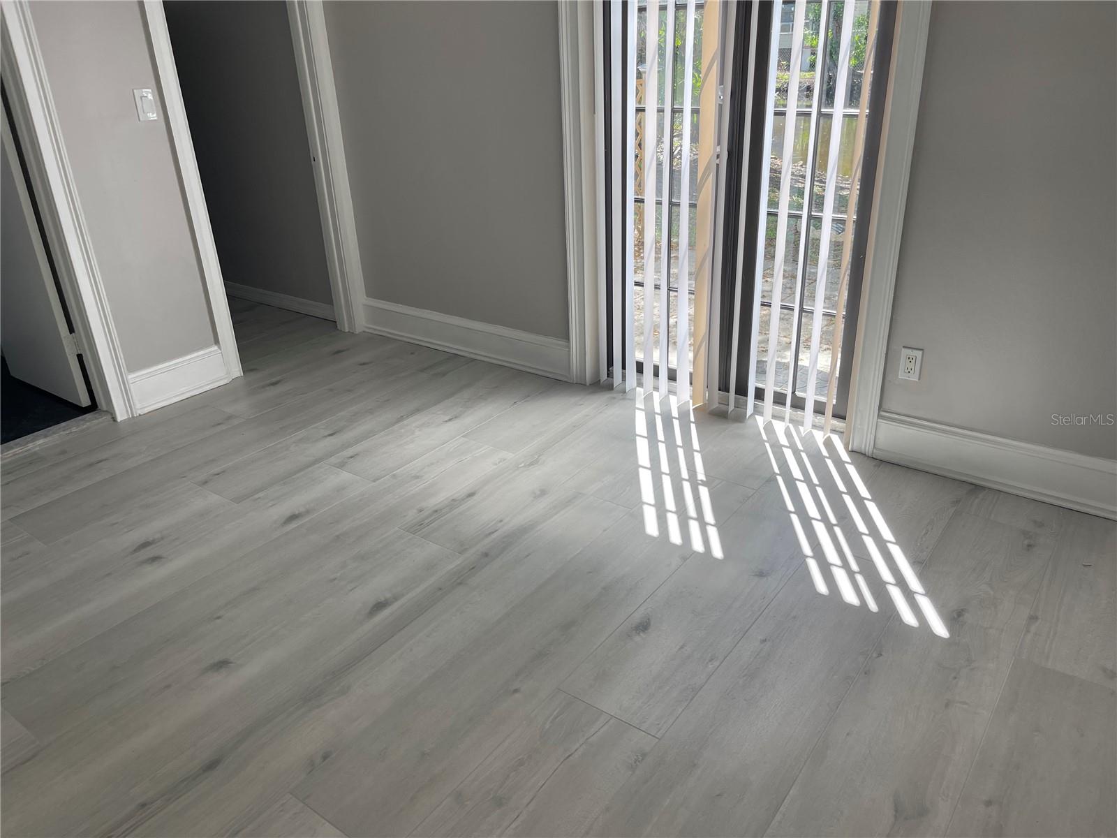 Image 8 of 15 For 639 Michigan Boulevard 1800