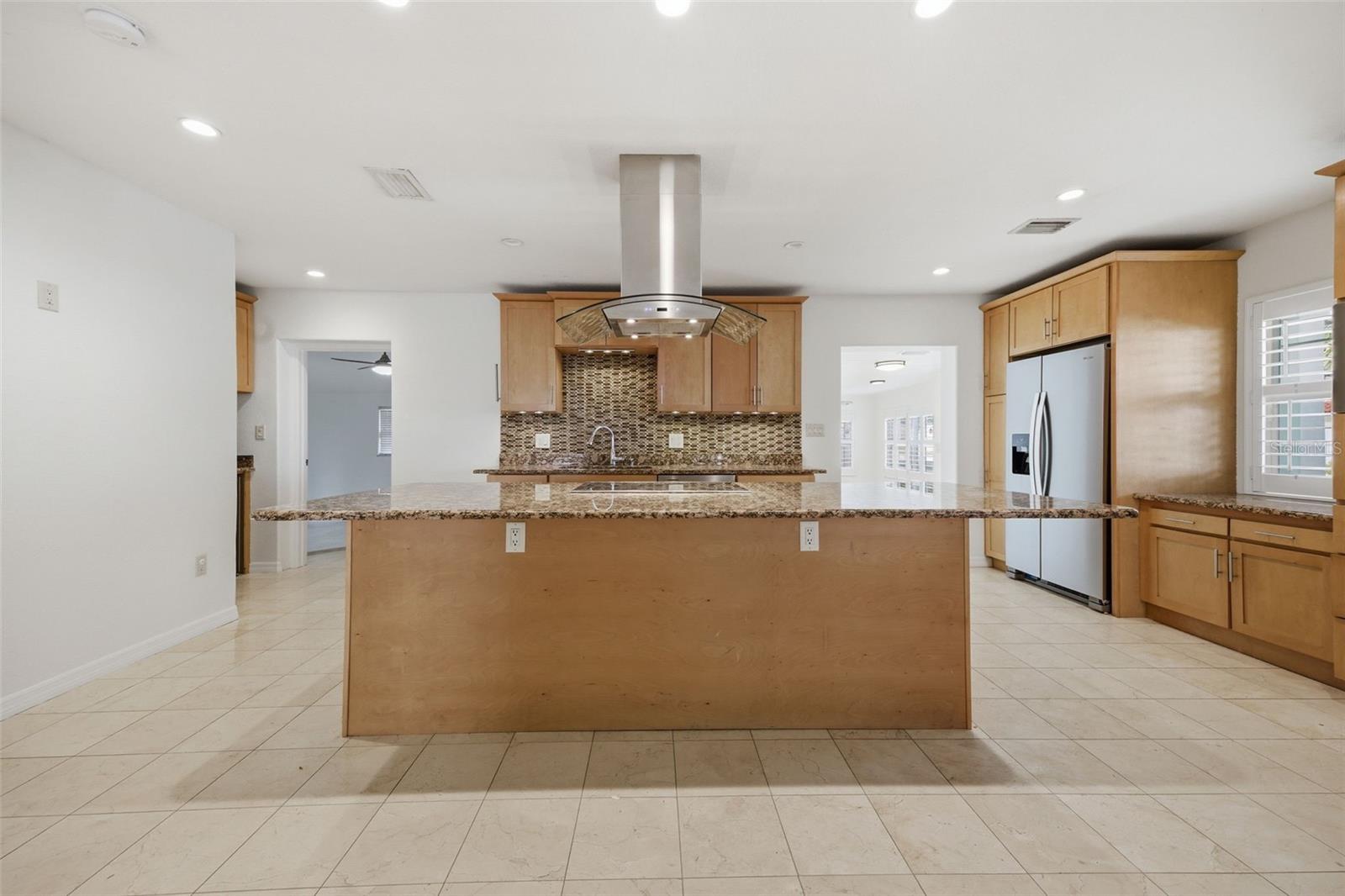 Image 4 of 35 For 2512 Kansas Avenue