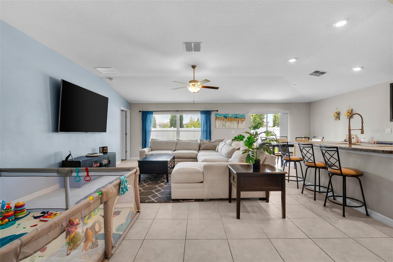 Image 6 of 47 For 3806 Daisy Bloom Place