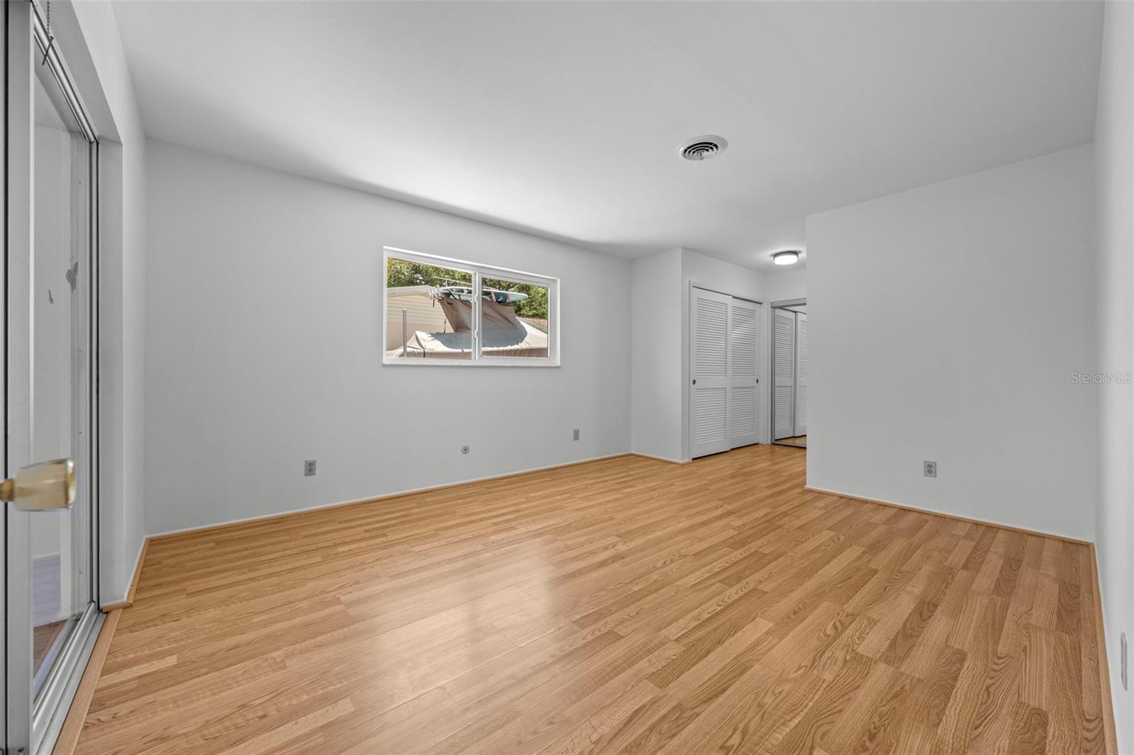 Image 15 of 46 For 1214 Poplar Avenue