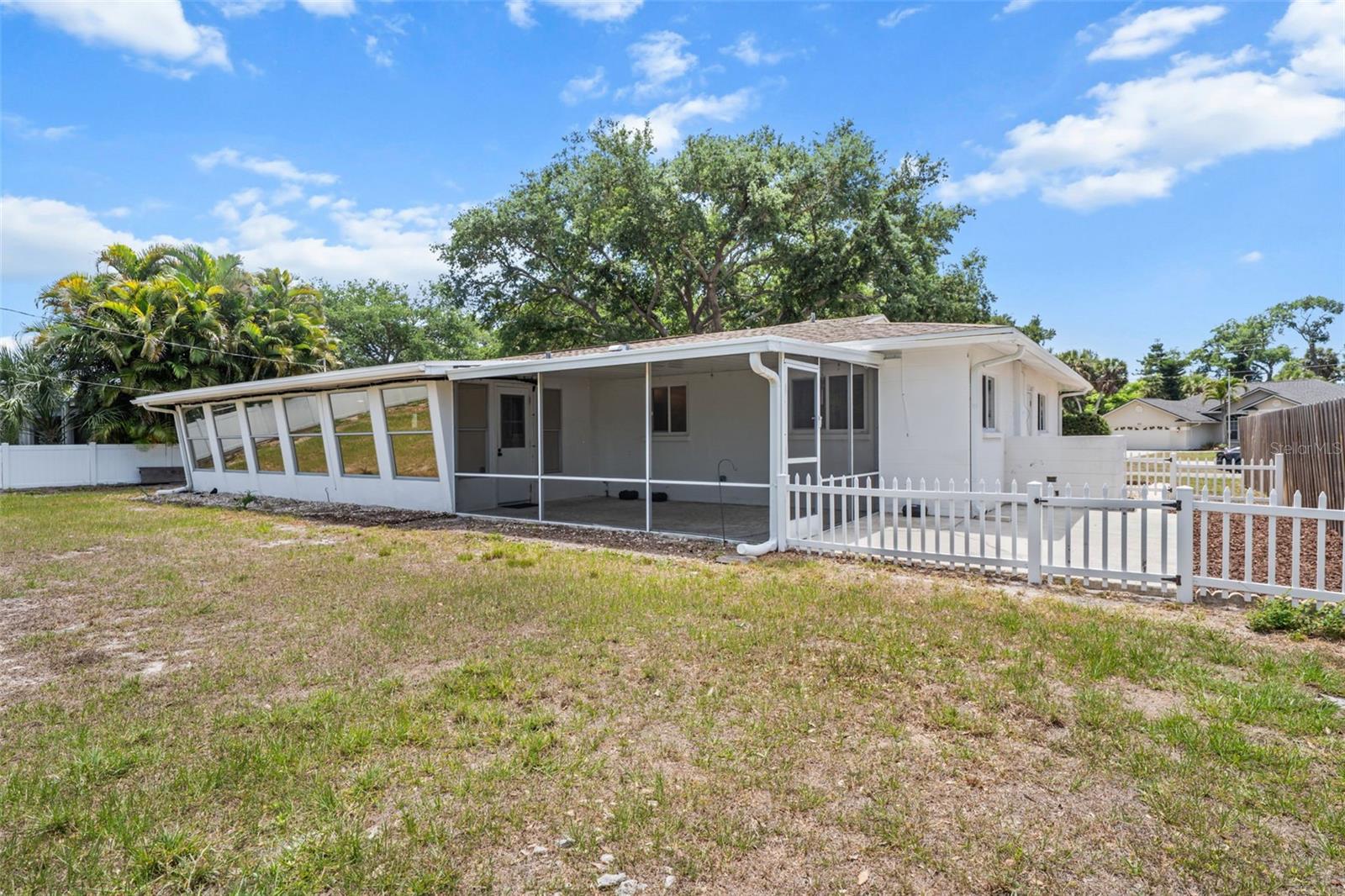 Image 33 of 46 For 1214 Poplar Avenue