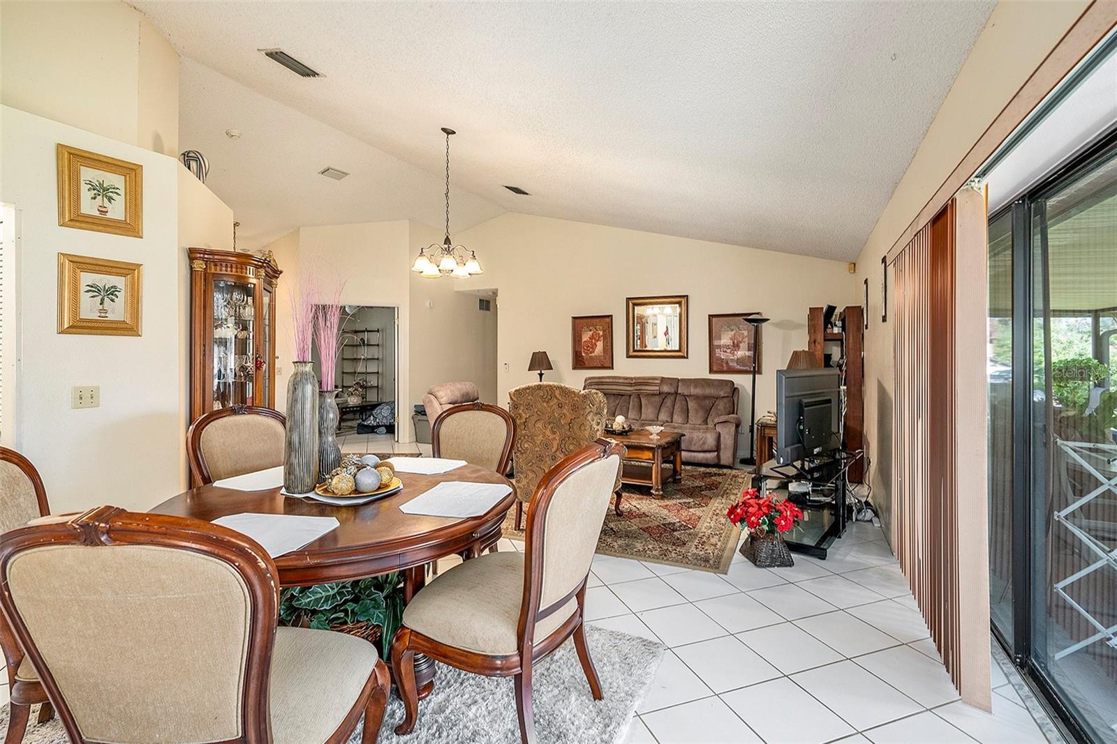 Image 8 of 26 For 1606 Dusty Rose Lane