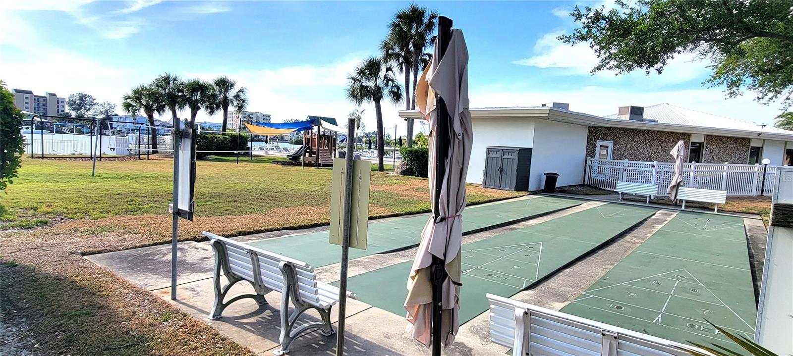 Image 35 of 49 For 10351 Regal Drive 18