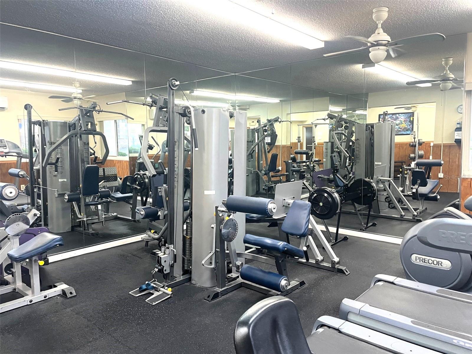 Image 41 of 49 For 10351 Regal Drive 18