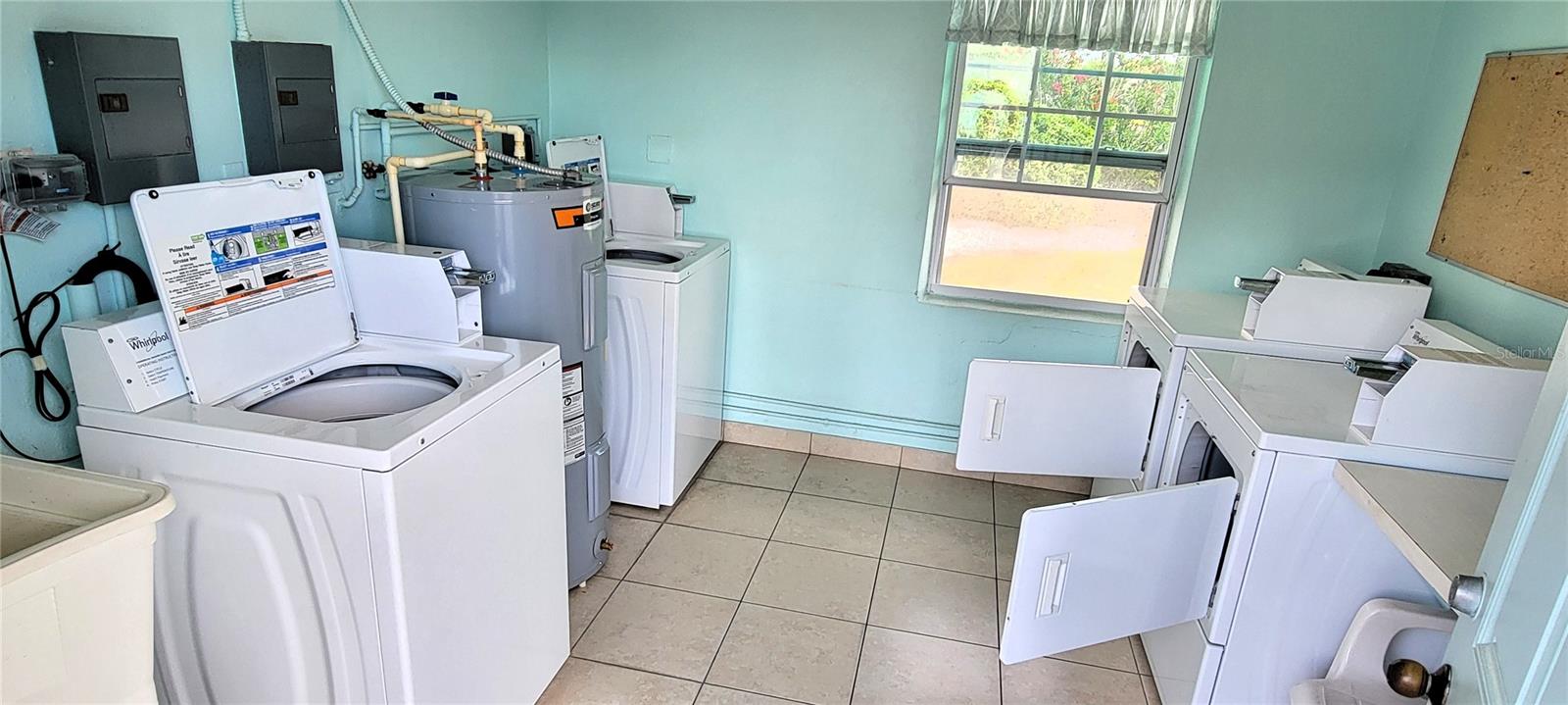 Image 45 of 49 For 10351 Regal Drive 18