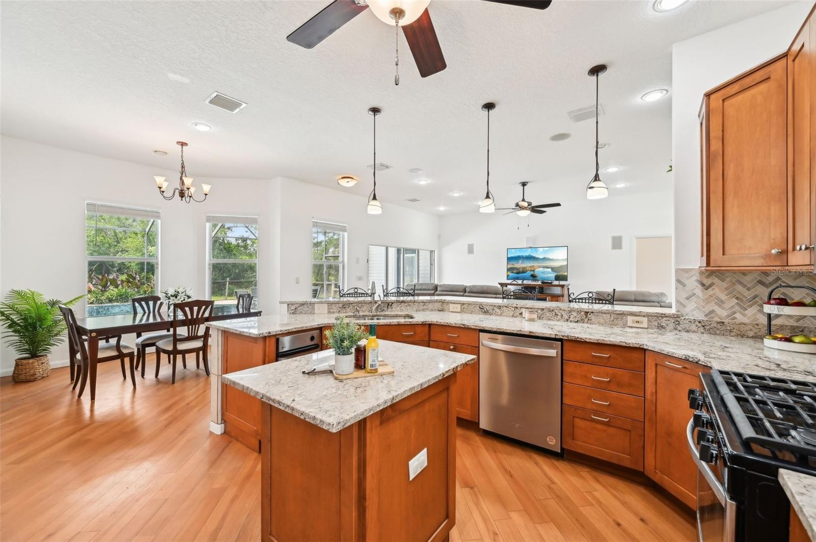 Image 12 of 59 For 21019 Lonesome Acre Road