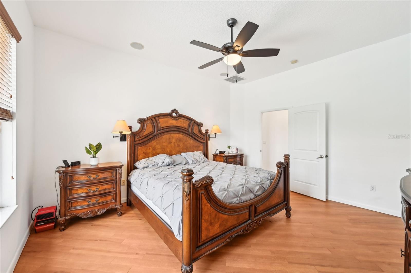 Image 18 of 59 For 21019 Lonesome Acre Road