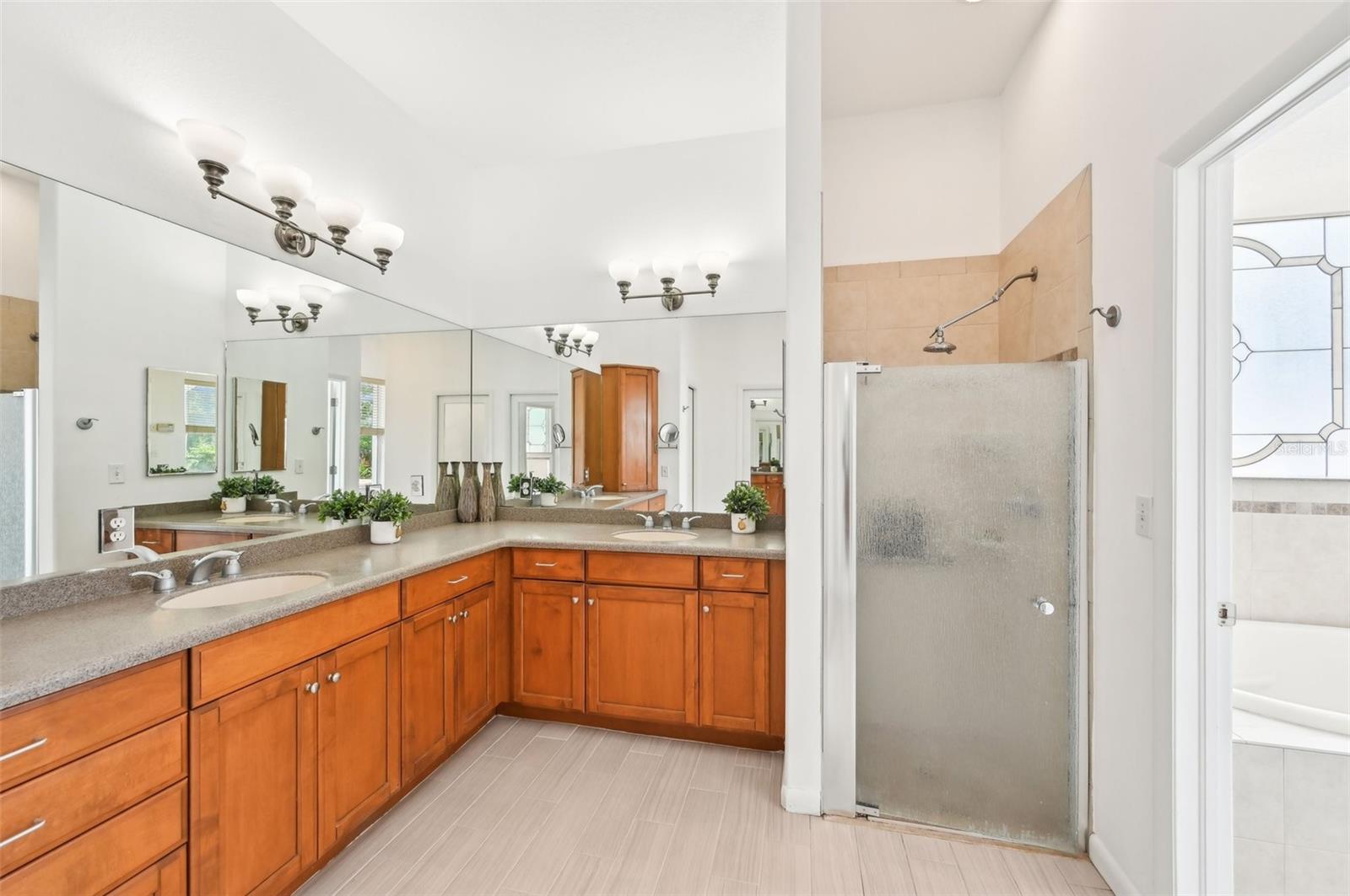 Image 19 of 59 For 21019 Lonesome Acre Road