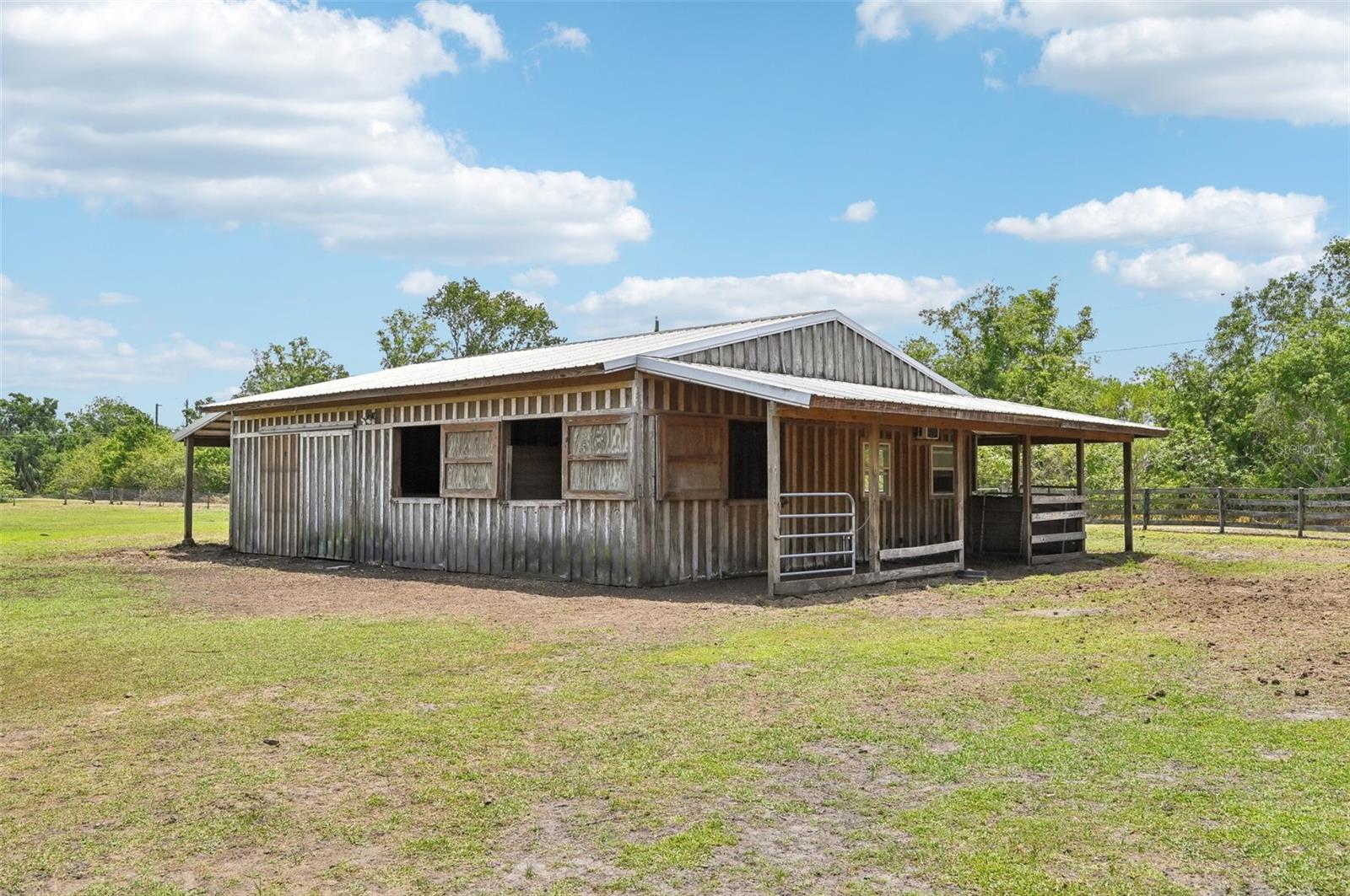 Image 40 of 59 For 21019 Lonesome Acre Road