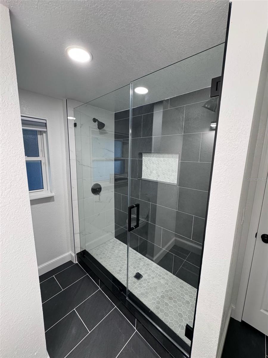 Image 9 of 24 For 304 Patty Drive