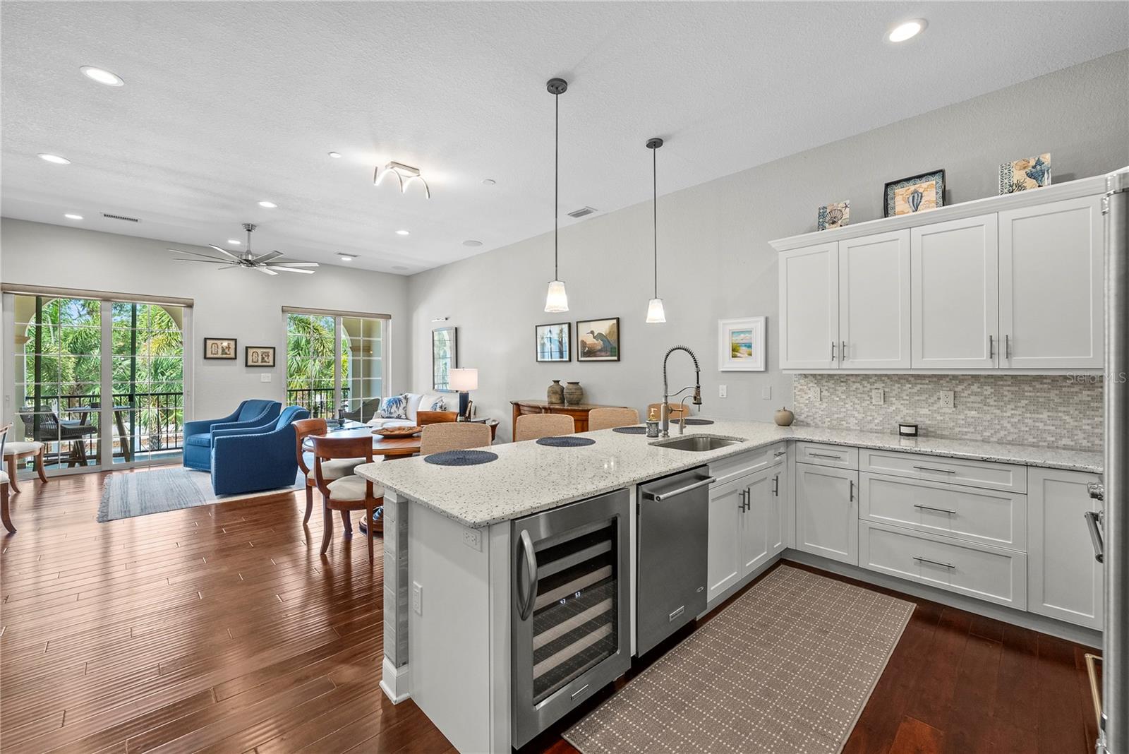 Image 18 of 60 For 431 Nokomis Avenue S 314