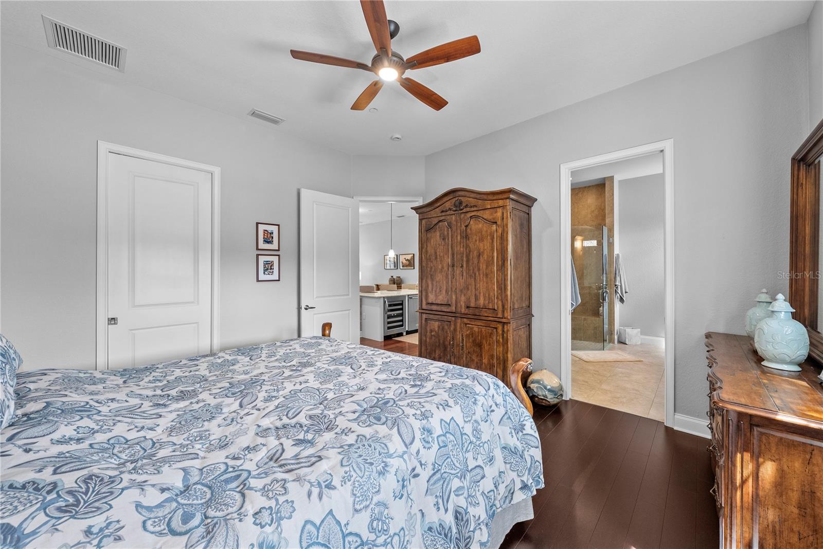 Image 22 of 60 For 431 Nokomis Avenue S 314