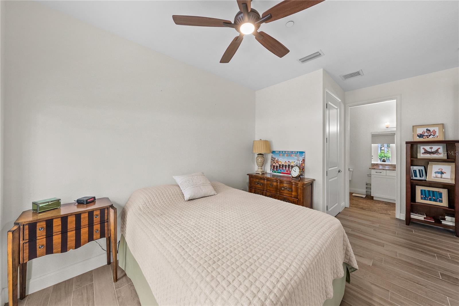 Image 32 of 60 For 431 Nokomis Avenue S 314