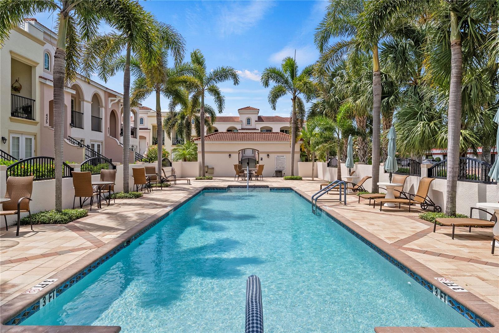 Image 4 of 60 For 431 Nokomis Avenue S 314