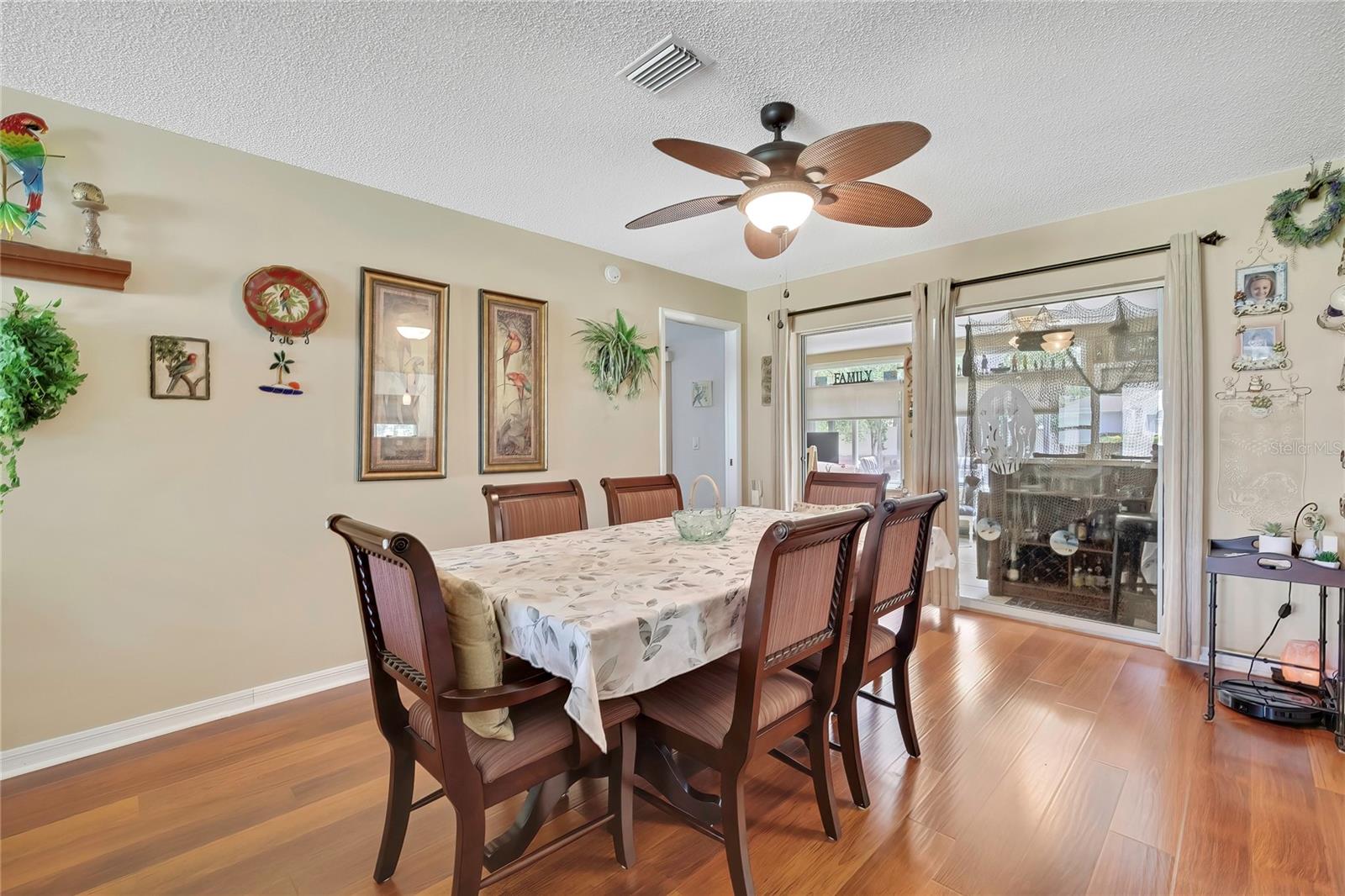 Image 5 of 47 For 8224 Sugarbush Drive