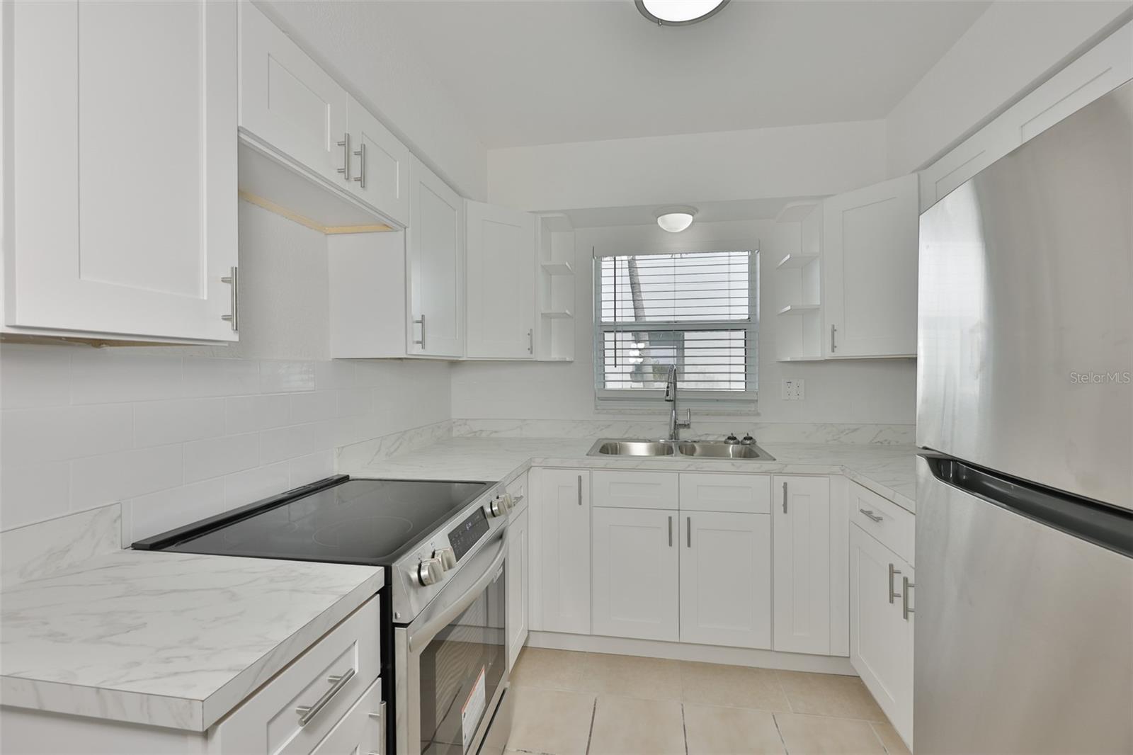 Image 10 of 19 For 4565 Duhme Road 106