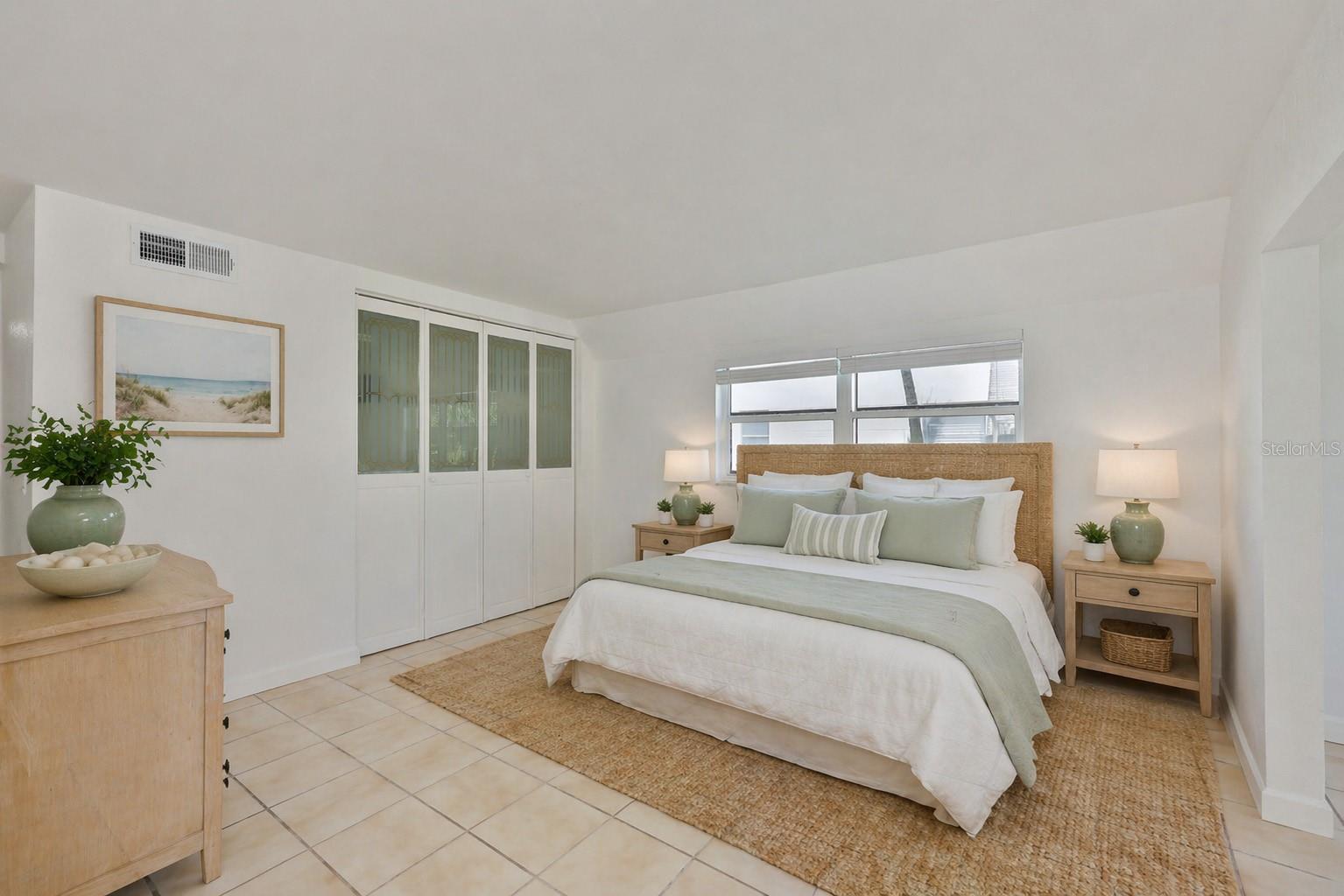 Image 13 of 19 For 4565 Duhme Road 106