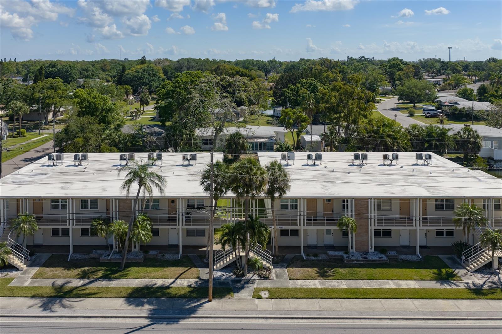 Image 4 of 19 For 4565 Duhme Road 106