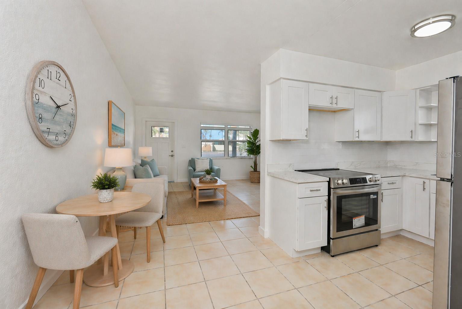 Image 8 of 19 For 4565 Duhme Road 106