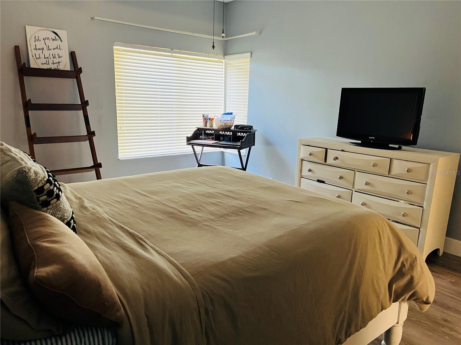 Image 22 of 34 For 1721 Lake Cypress Drive 2101