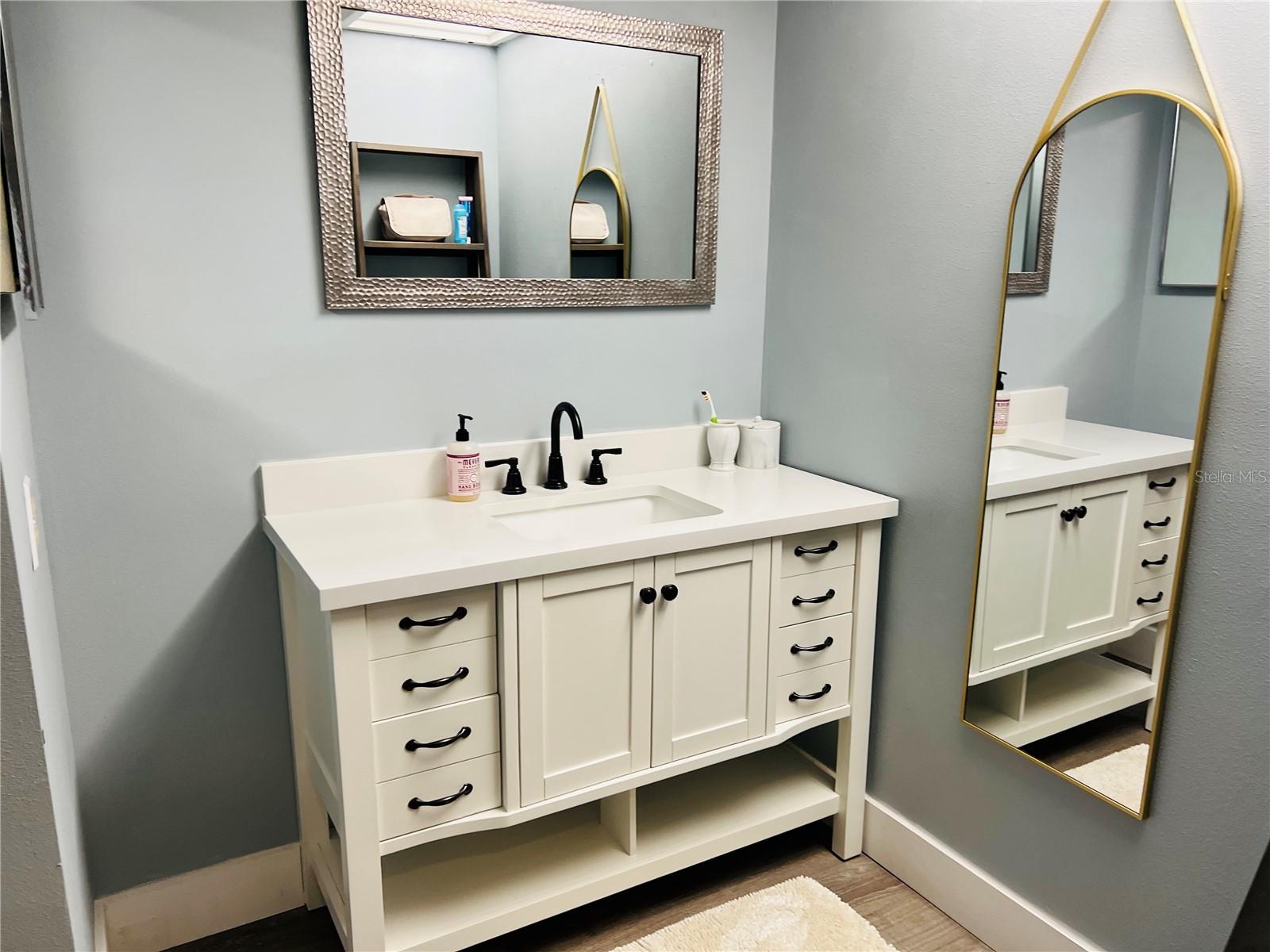 Image 24 of 34 For 1721 Lake Cypress Drive 2101