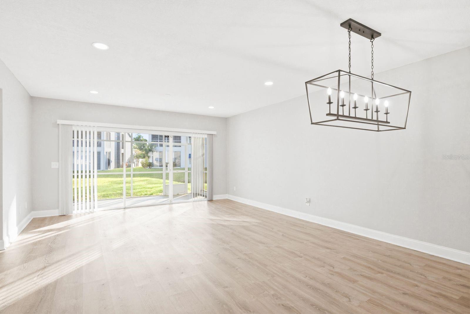 Image 10 of 59 For 11510 Shipwatch Drive 1372