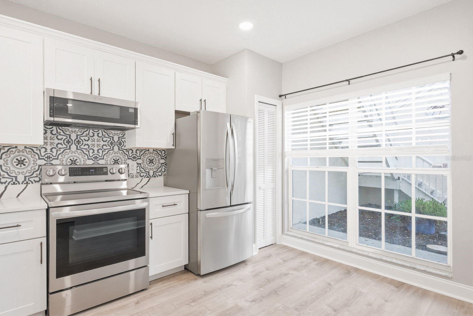 Image 20 of 59 For 11510 Shipwatch Drive 1372