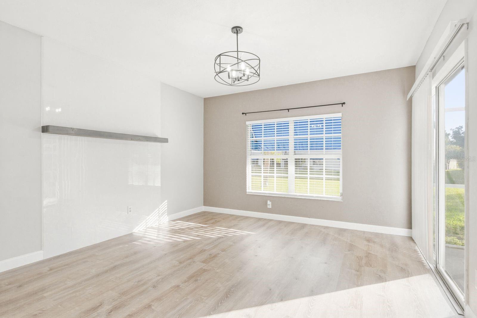 Image 24 of 59 For 11510 Shipwatch Drive 1372