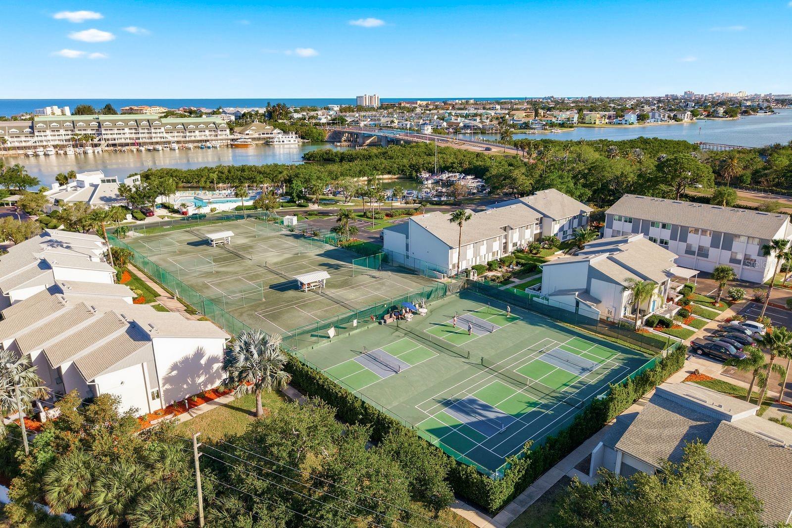 Image 57 of 59 For 11510 Shipwatch Drive 1372