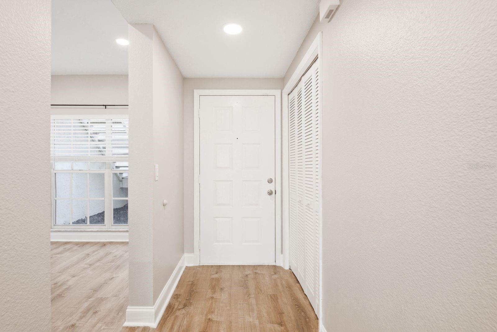 Image 6 of 59 For 11510 Shipwatch Drive 1372