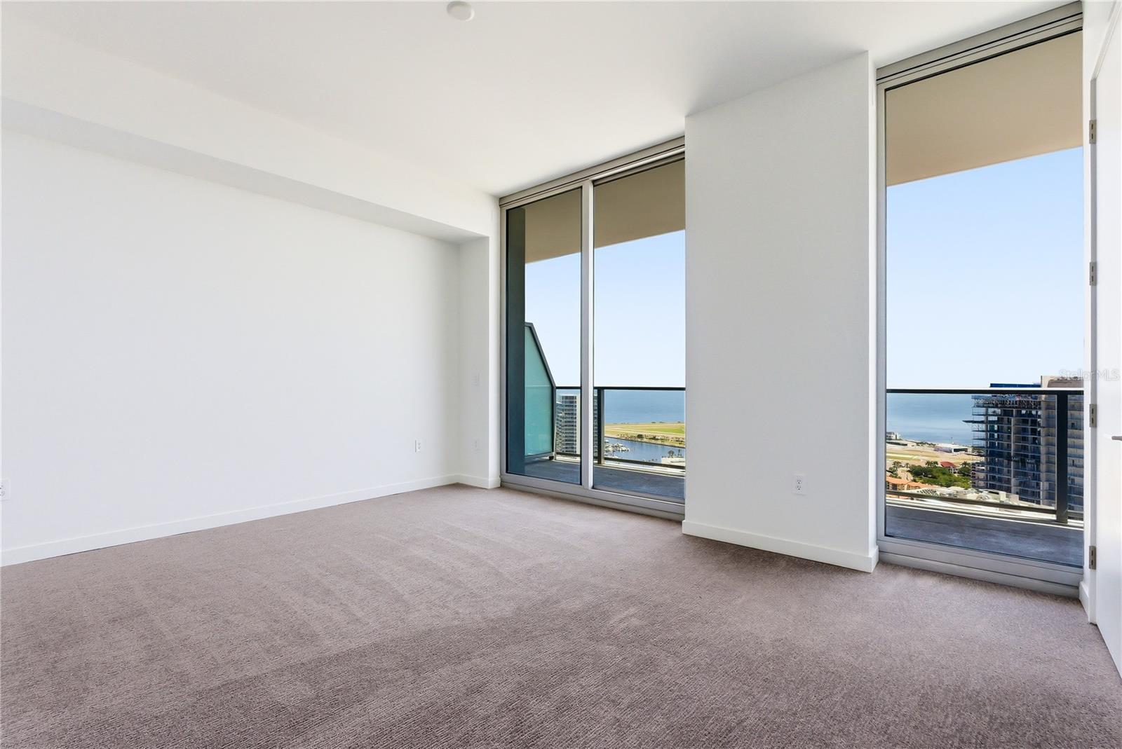 Image 14 of 35 For 400 Central Ave  3506