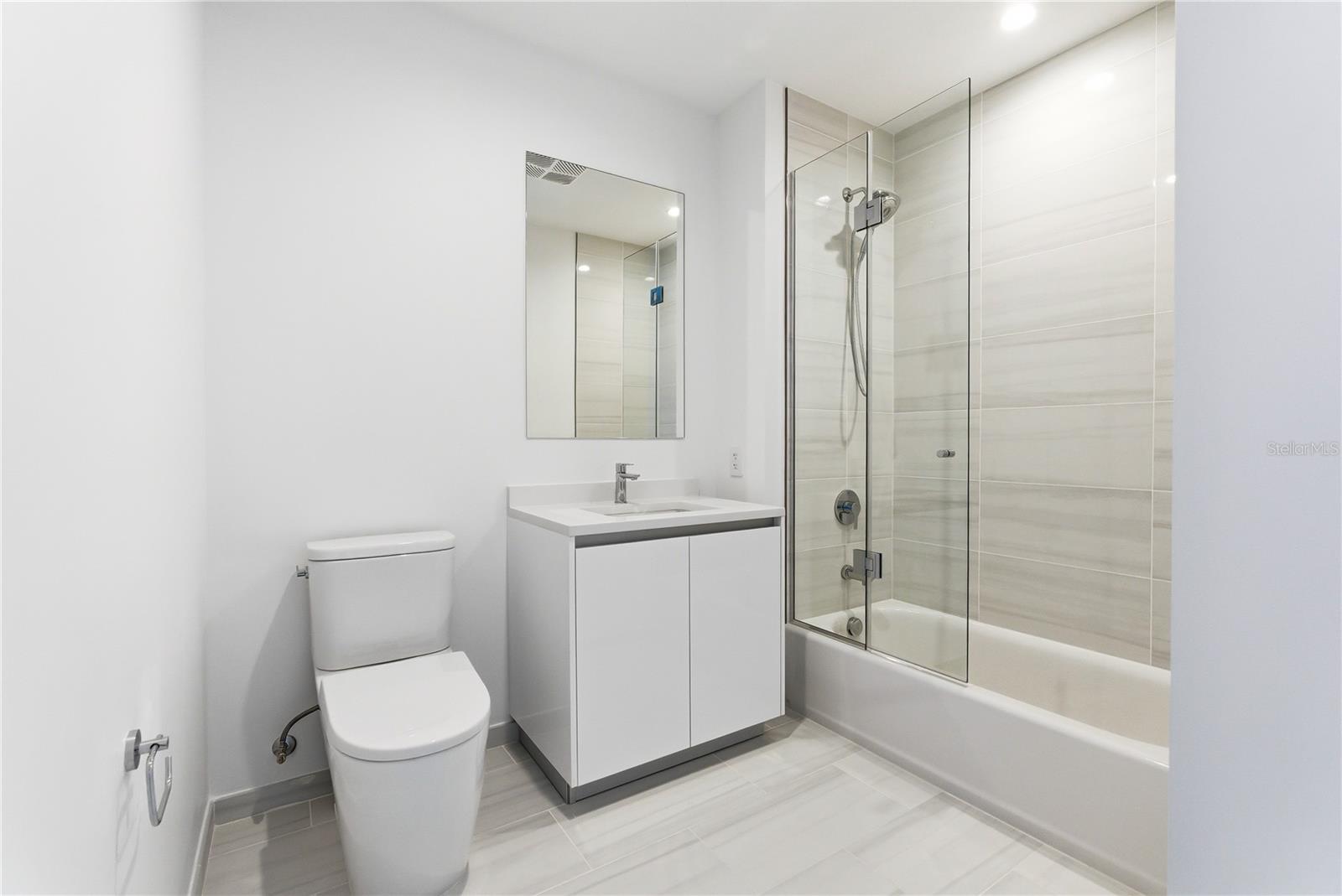 Image 20 of 35 For 400 Central Ave  3506