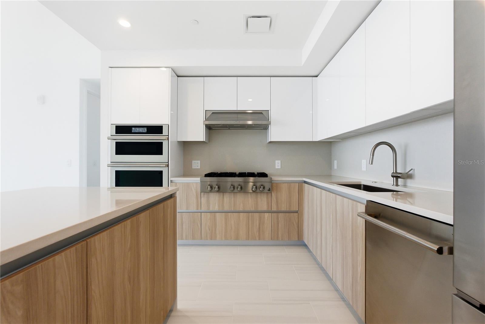 Image 9 of 35 For 400 Central Ave  3506