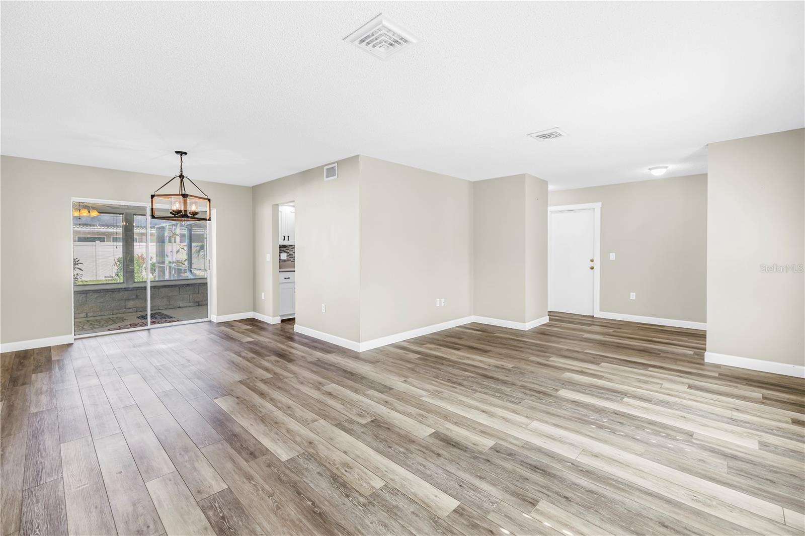 Image 7 of 58 For 5771 Timberlake