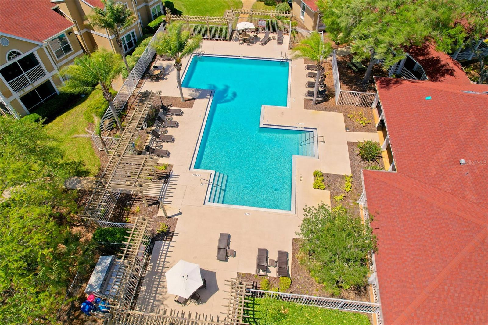 Image 25 of 28 For 9481 Highland Oak Drive 1112