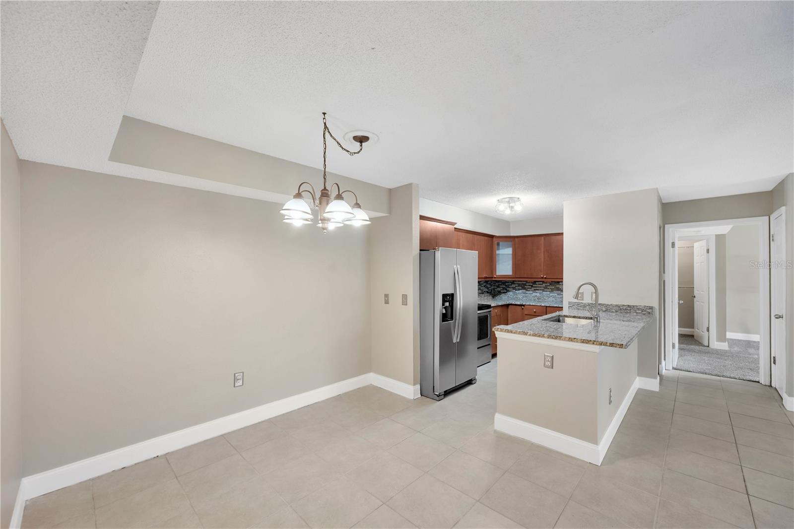 Image 9 of 28 For 9481 Highland Oak Drive 1112