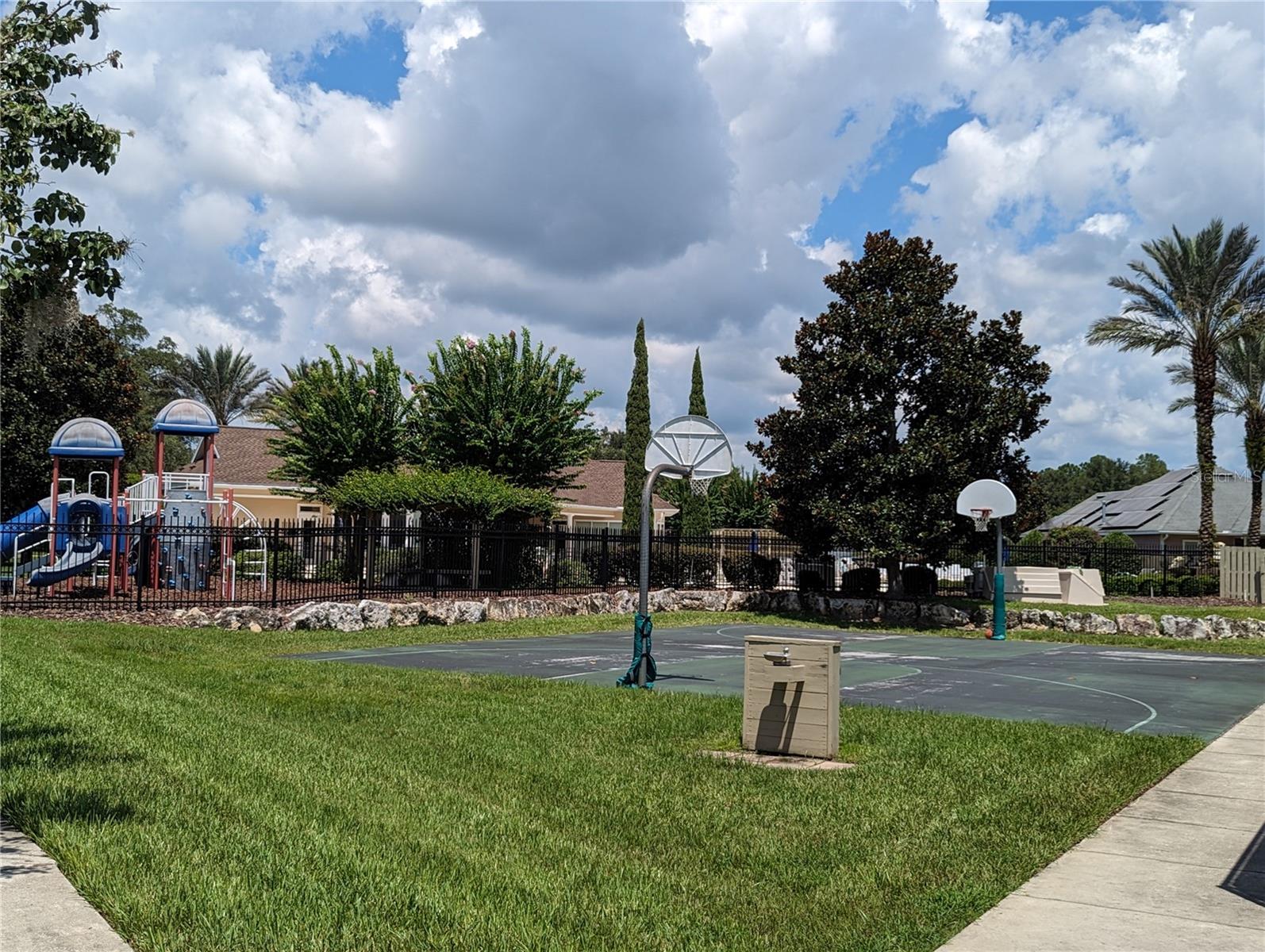 Image 23 of 40 For 8608-a 77th Avenue