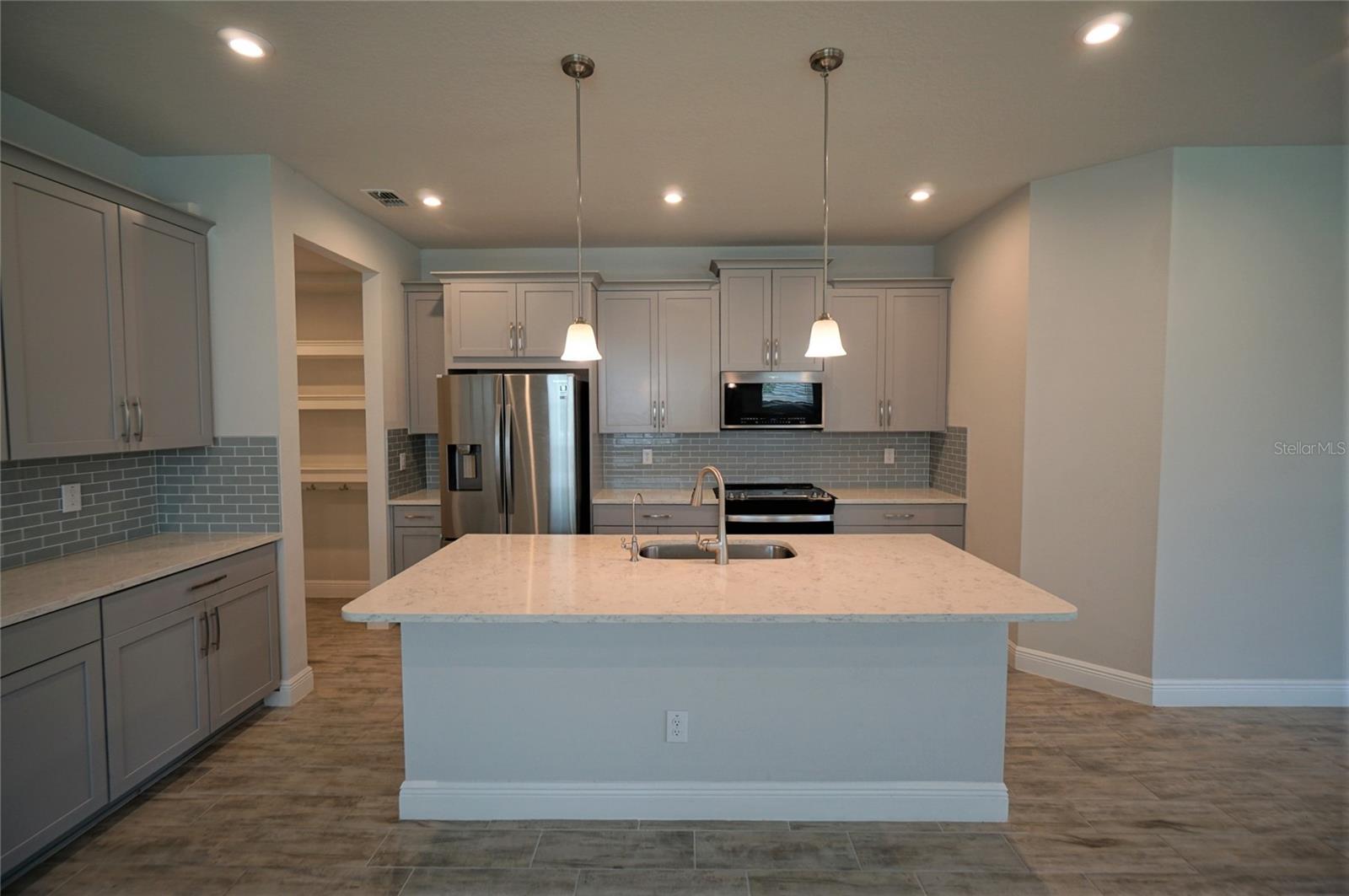 Image 7 of 38 For 6016 Grand Sonata Avenue