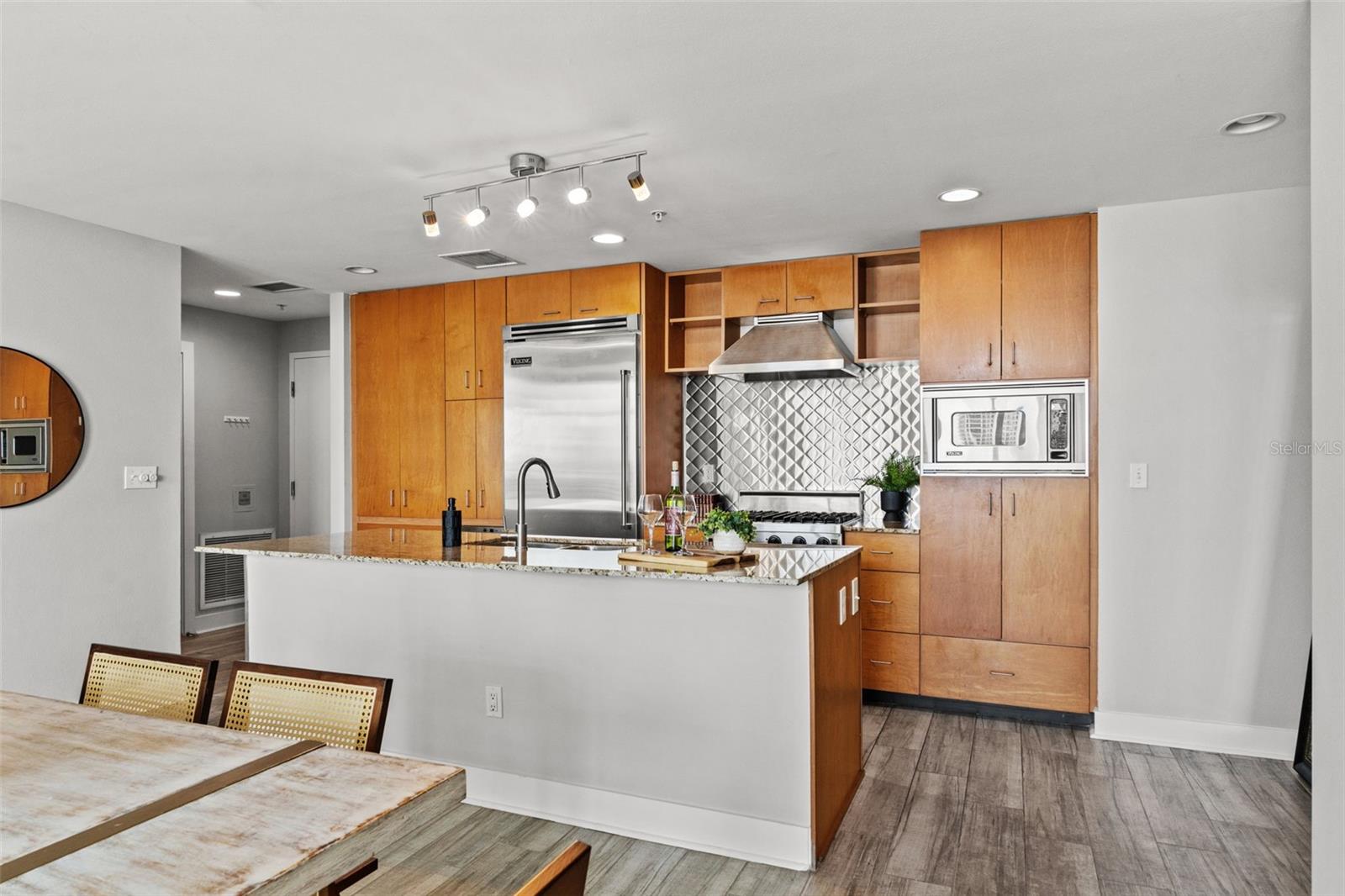 Image 12 of 47 For 1208 Kennedy Boulevard 1109