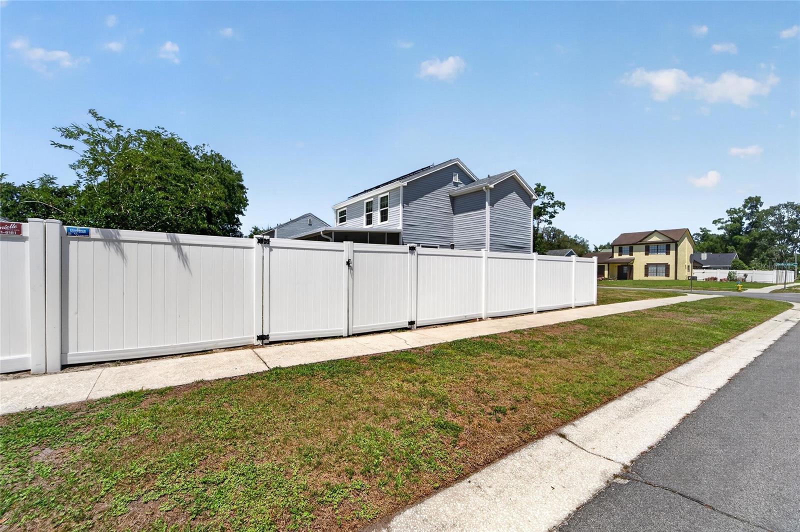 Image 13 of 66 For 601 Weathervane Court