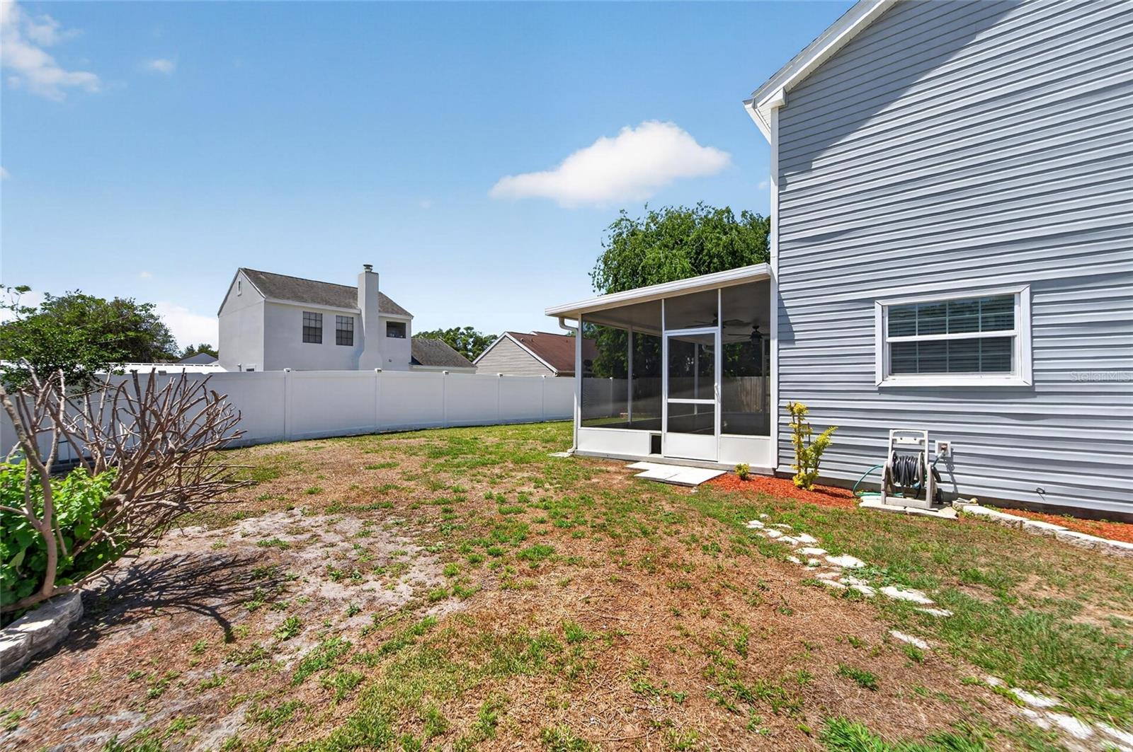 Image 16 of 66 For 601 Weathervane Court