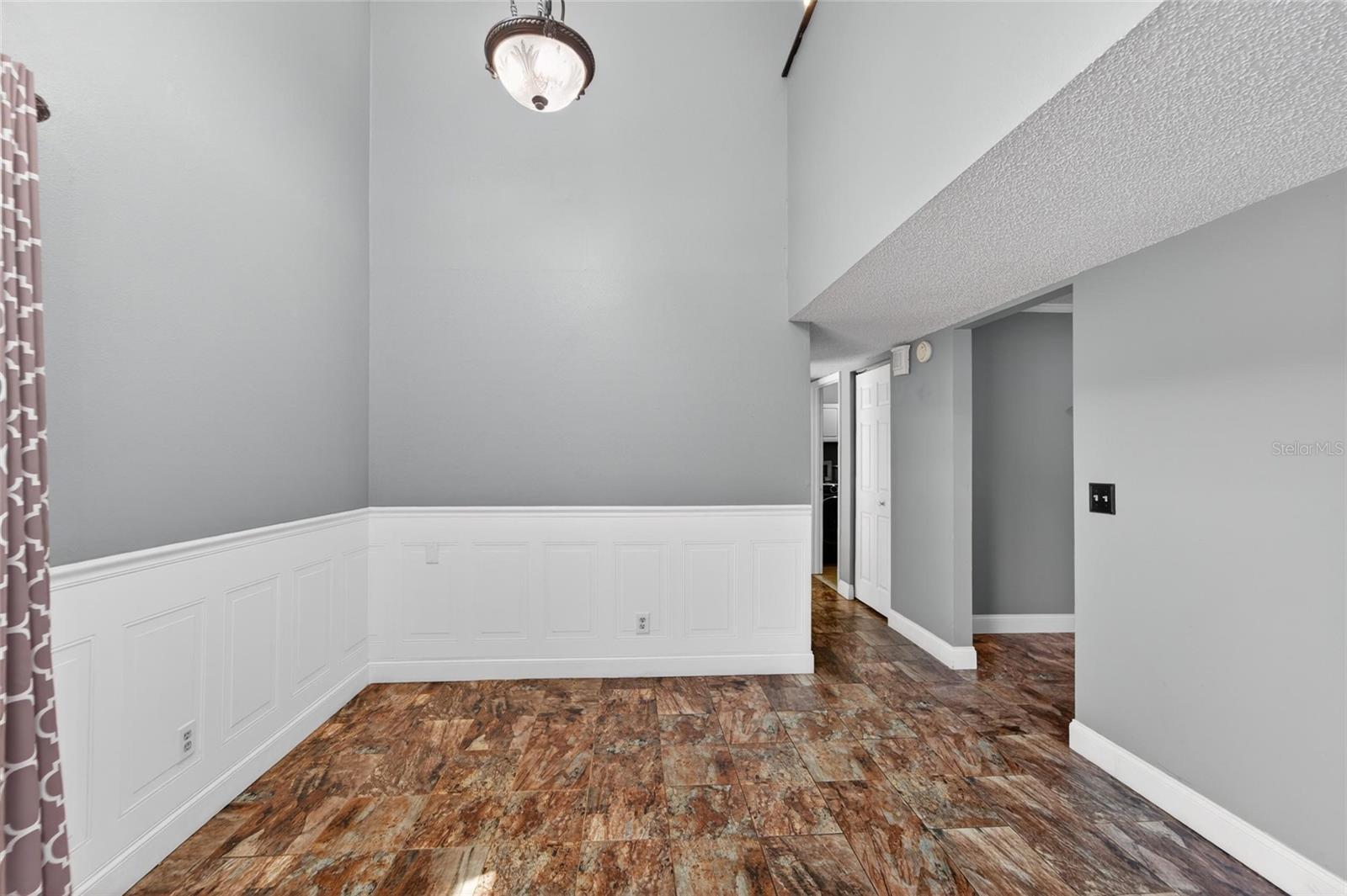 Image 34 of 66 For 601 Weathervane Court