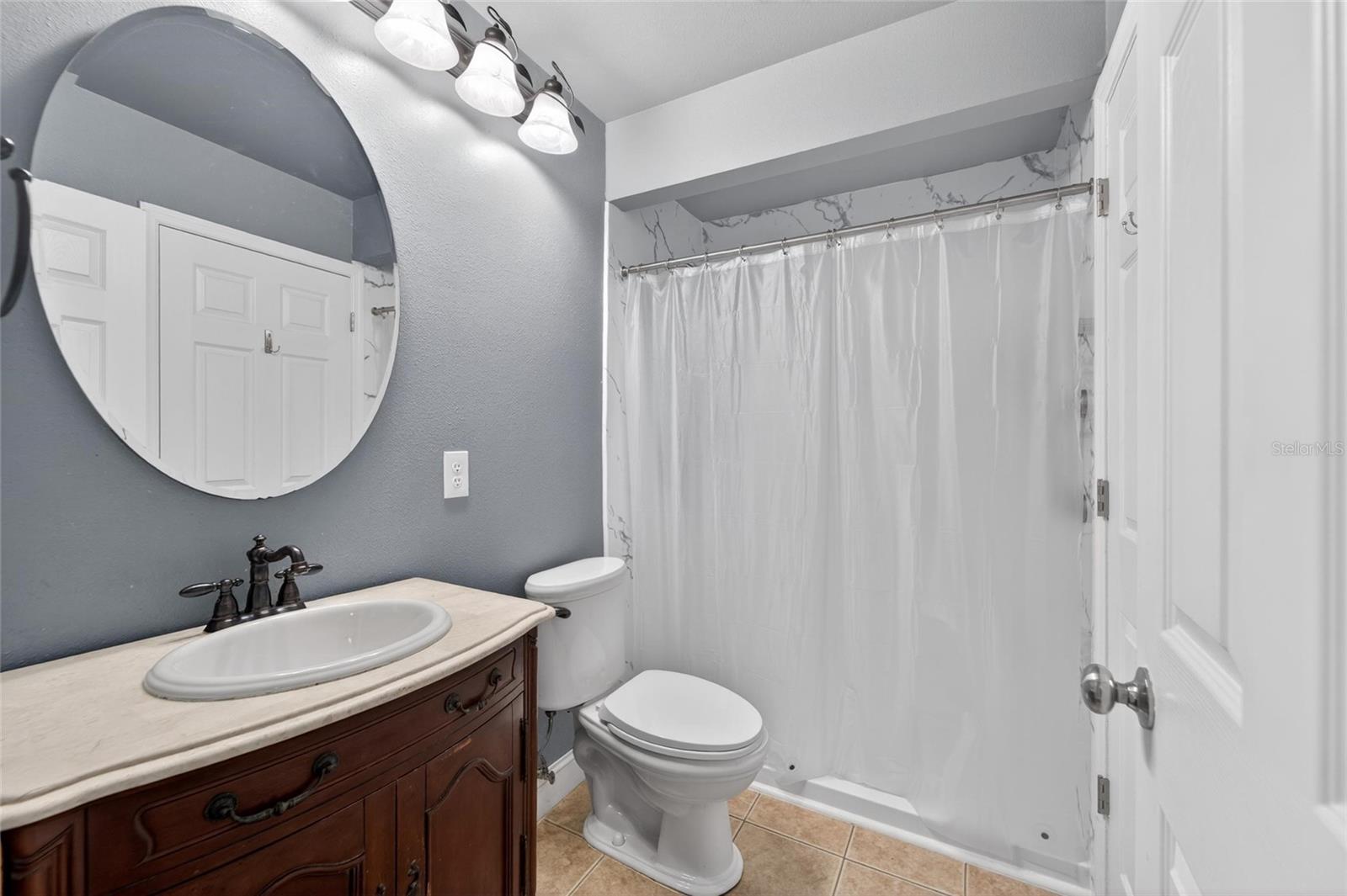 Image 41 of 66 For 601 Weathervane Court