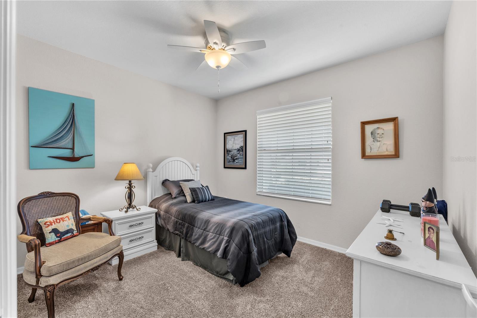 Image 15 of 34 For 5018 33rd Avenue E