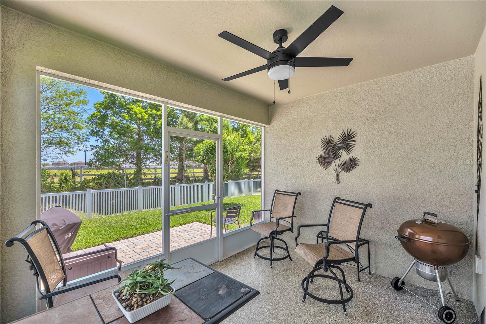 Image 21 of 34 For 5018 33rd Avenue E