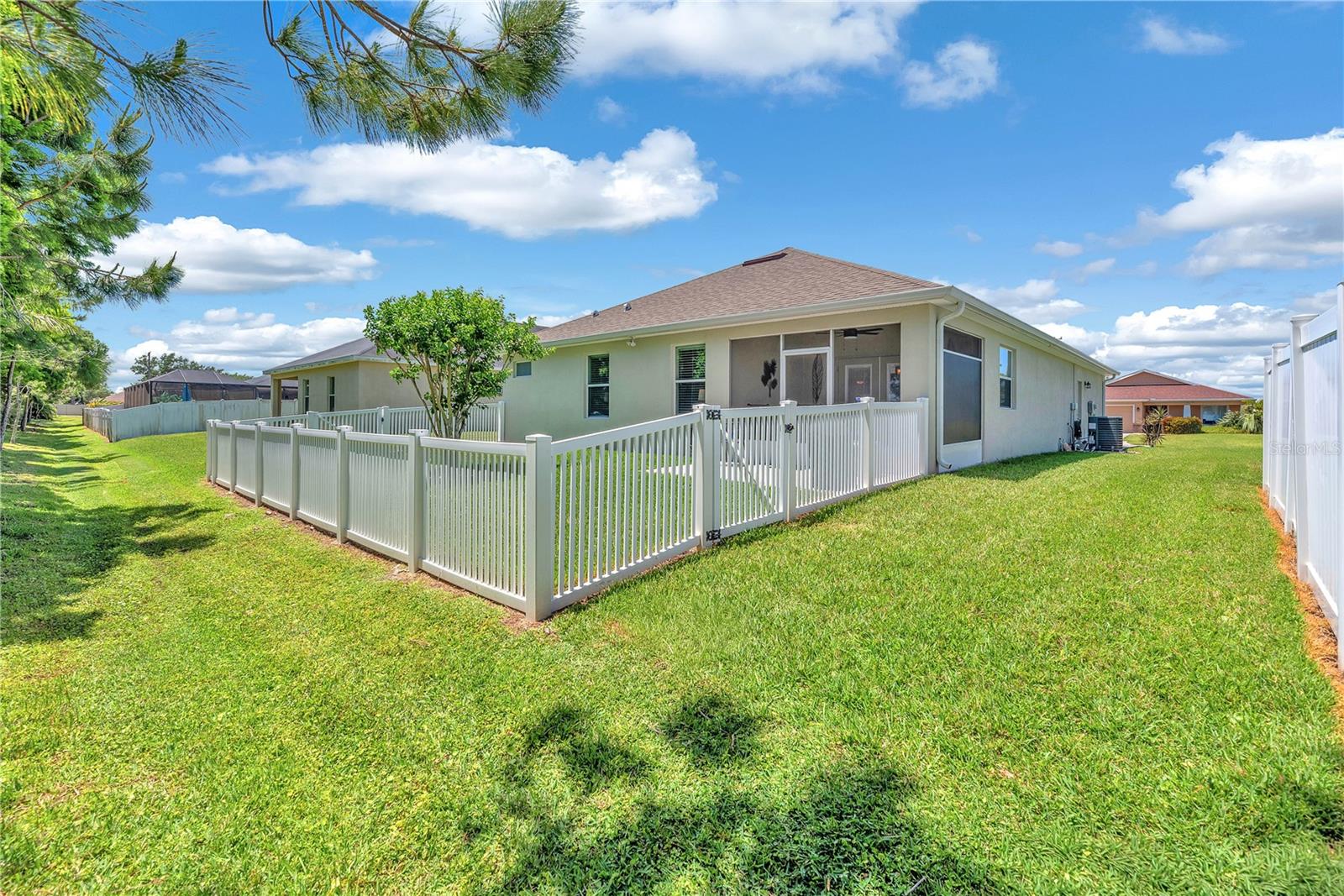 Image 25 of 34 For 5018 33rd Avenue E