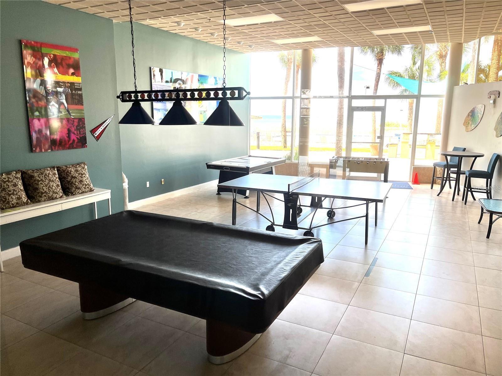 Image 14 of 45 For 880 Mandalay Avenue S205