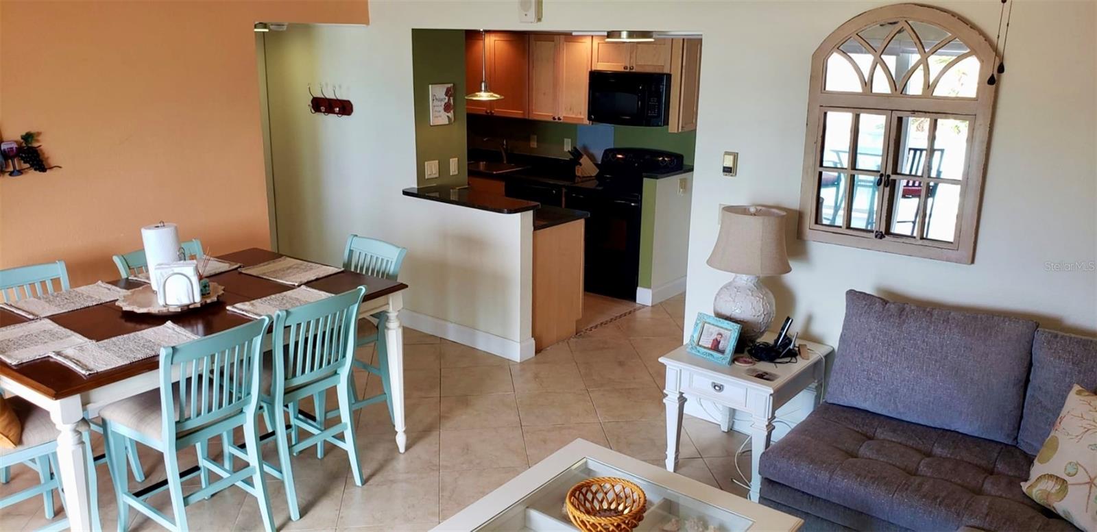 Image 17 of 45 For 880 Mandalay Avenue S205